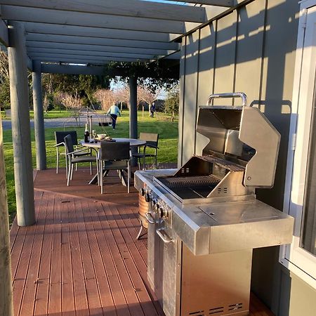 Amuri Villas Clive Екстериор снимка
